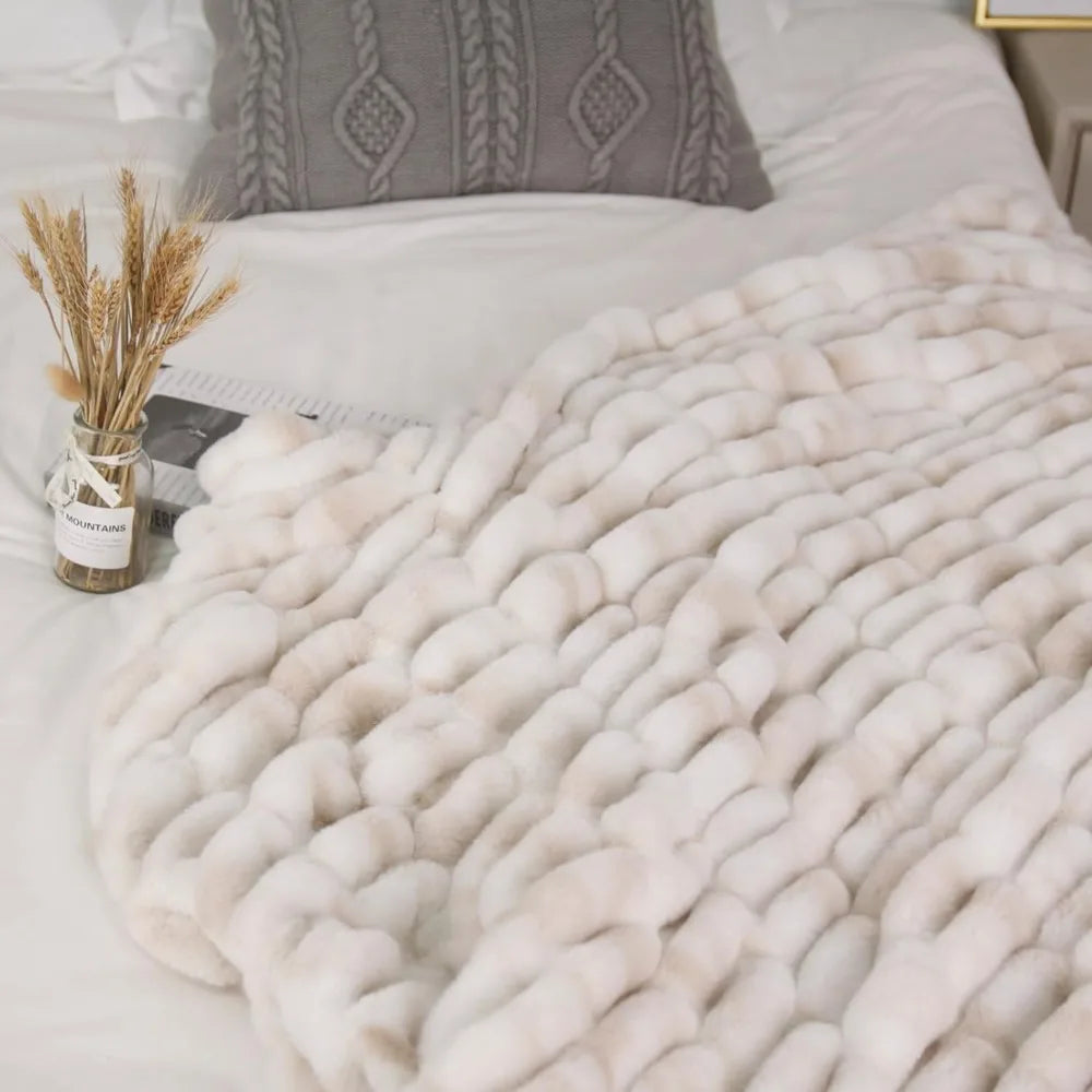 Faux Fur Blanket Luxurious Warm Throw